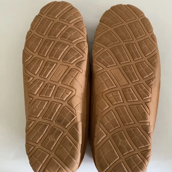 Men's Tan Moccasin Slippers Loafers Sz 14 like new International leather suede - Picture 7 of 8